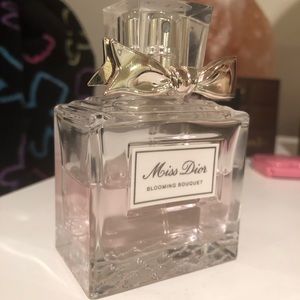 Miss Dior blooming bouquet
